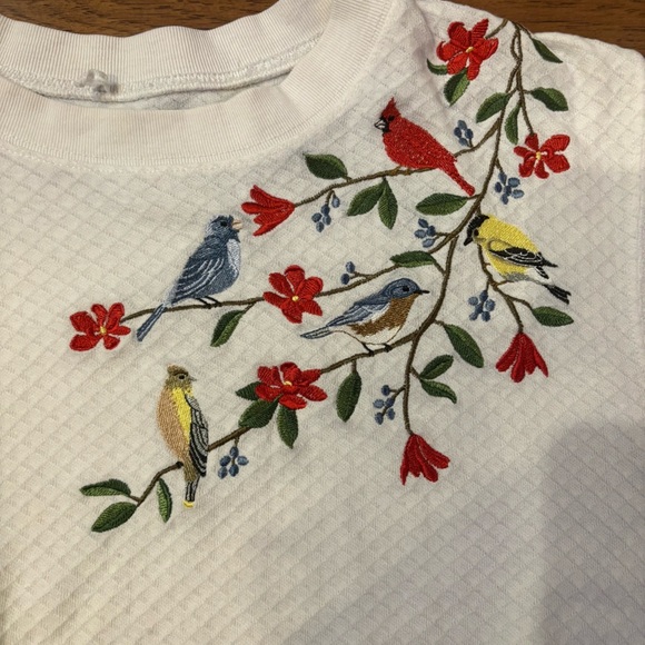 Vintage-Style Embroidered Bird Waffle Knit Tee - Picture 2 of 10